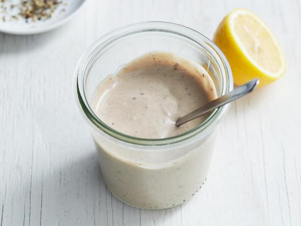 Zubereitung - Caesar-Salatdressing mit Mayonnaise