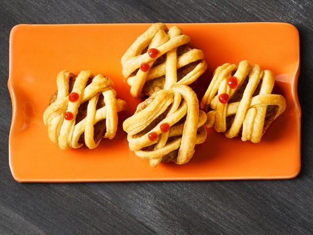 Mumien von Schnitzeln im Blätterteig
