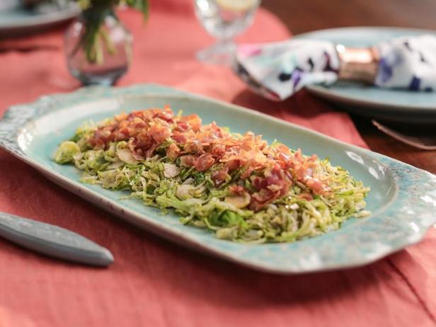 Come preparare - Insalata tiepida di cavoletti di Bruxelles e pancetta