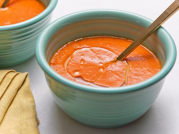 So bereiten Sie die beste Tomatensuppe zu