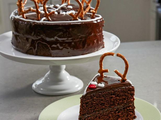 Wie man den Rentier-Schokoladenkuchen vom Weihnachtsmann zubereitet