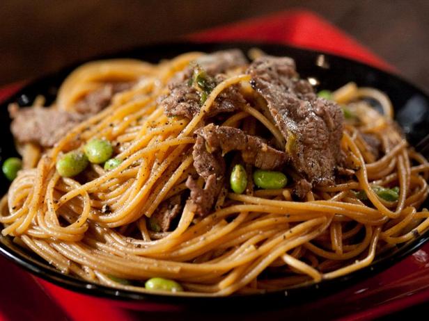 Rezept für in der Pfanne gebackenes Teriyaki-Rindfleisch mit Spaghetti