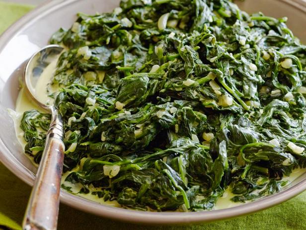 Zubereitung - Spinat in cremiger Knoblauchsauce