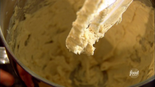 Schnelle, klebrige Brötchen aus Blätterteig