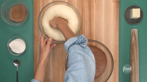 Villaleipää kanelilla ja suklaalla (Roll-roll)