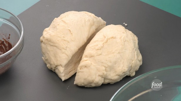 Villaleipää kanelilla ja suklaalla (Roll-roll)