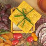 Geschenkbox mit essbaren Käsecrackern