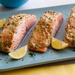 Ofengebratener Lachs mit Kräuter-Senf-Glasur