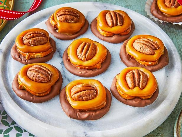 Zubereitung – Schokoladen-, Toffee- und Brezelbonbons