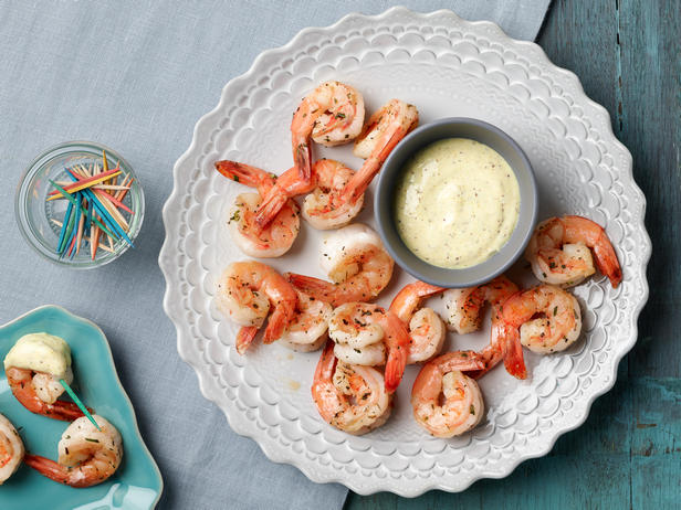 Come preparare un cocktail di frutti di mare con gamberi fritti