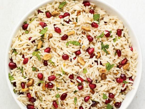 Rezept für festlichen Basmatireis mit Pistazien und Minze