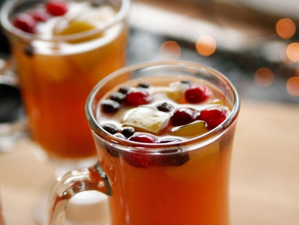Glühwein aus Apfelsaft