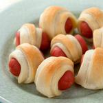 Snack „Würstchen im Schlafrock“
