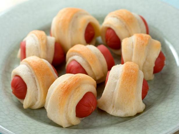 Rezept für Würstchen im Schlafrock als Vorspeise
