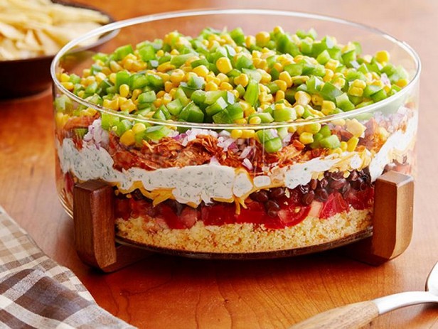 Acht-Schichten-Chili-Hühnchen-Dip