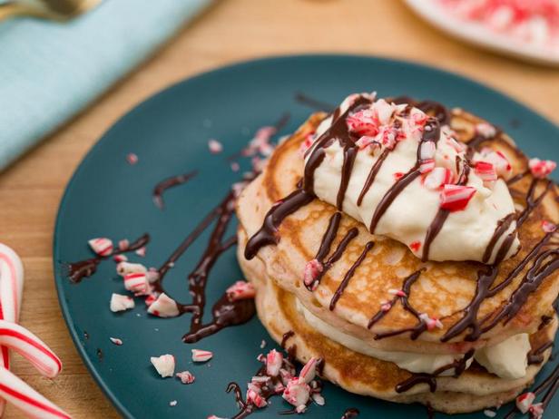 Rezept für Pfannkuchen mit Sahne und Schokoladensoße