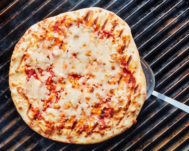 Pizzateig aus nur zwei Zutaten