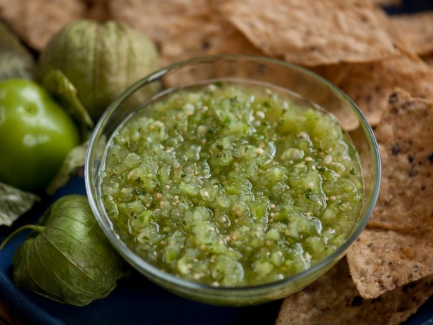 Salsa Verde: Grüne Salsa aus Tomatillos