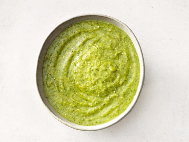 Salsa aus gerösteten Tomatillos und Äpfeln