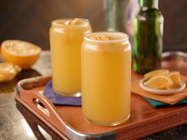 Wie man einen Vitamin-C-Cocktail zubereitet