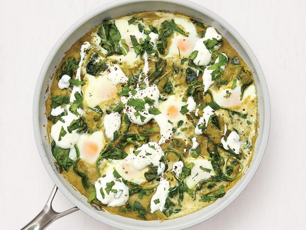 Wie man Tomatillo-Shakshuka zubereitet