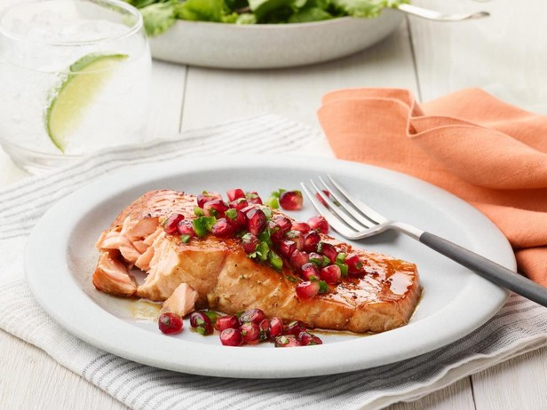 Granatapfelglasierter Lachs aus der Heißluftfritteuse