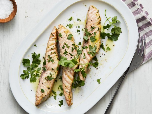 Gebackener Lachs mit Honig und Senf