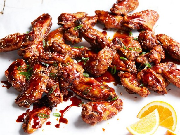 Extra knusprige, frittierte Hähnchenflügel nach koreanischer Art
