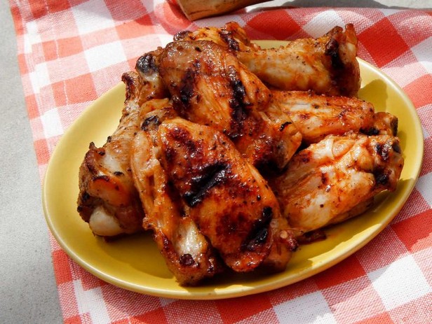 Gegrillte Buffalo Wings