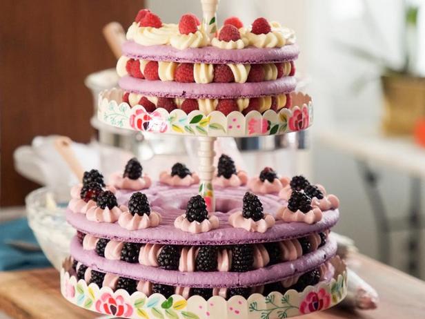 Wie man einen Macaron-Kuchen backt